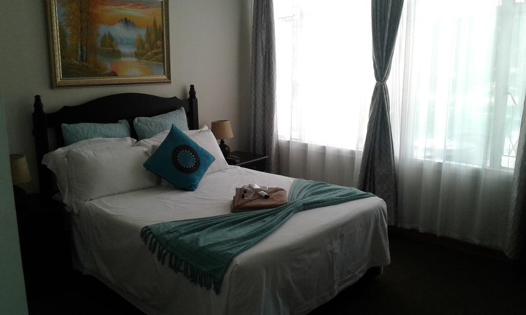 Black Swan Guest House Boshoek Exterior photo