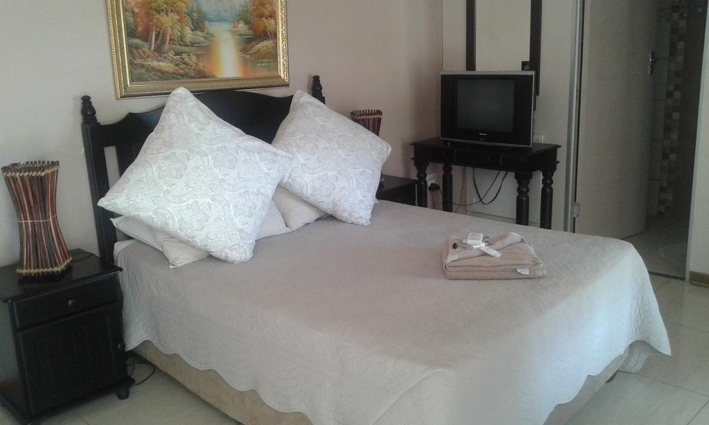 Black Swan Guest House Boshoek Exterior photo