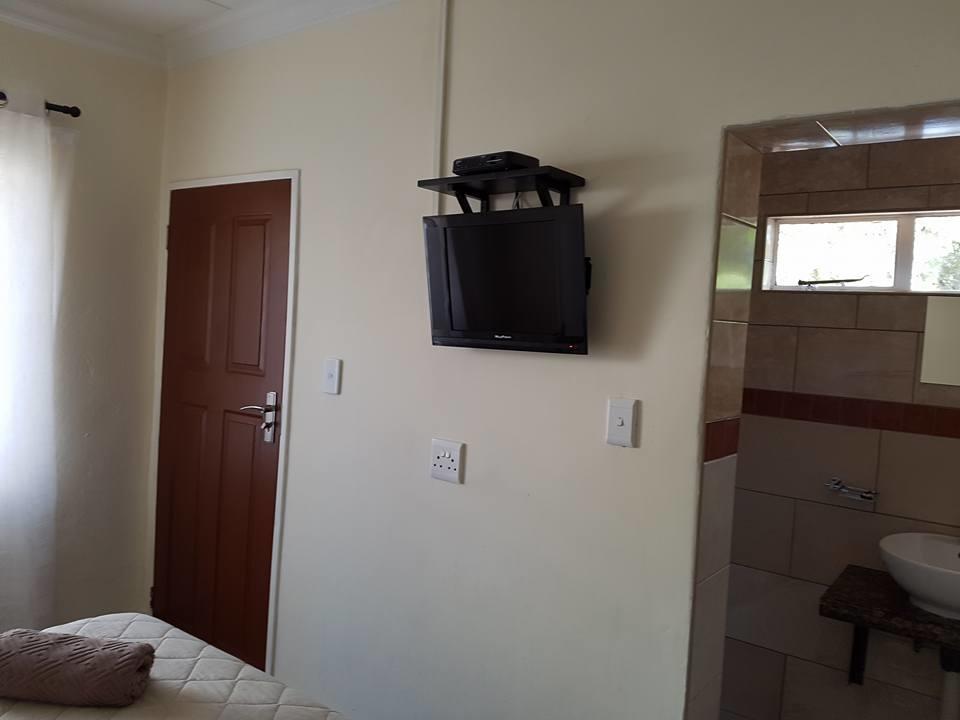 Black Swan Guest House Boshoek Exterior photo
