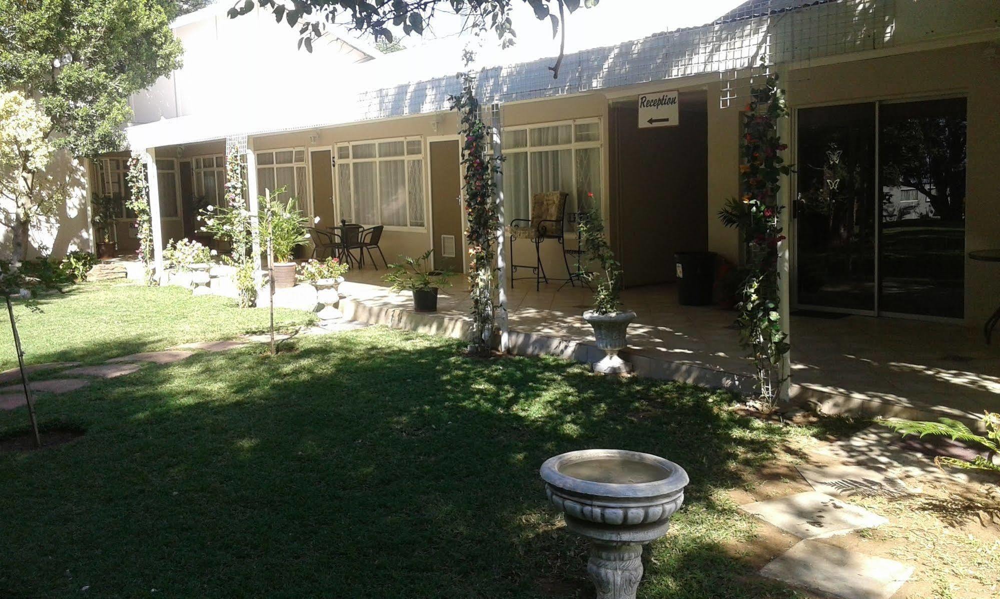 Black Swan Guest House Boshoek Exterior photo
